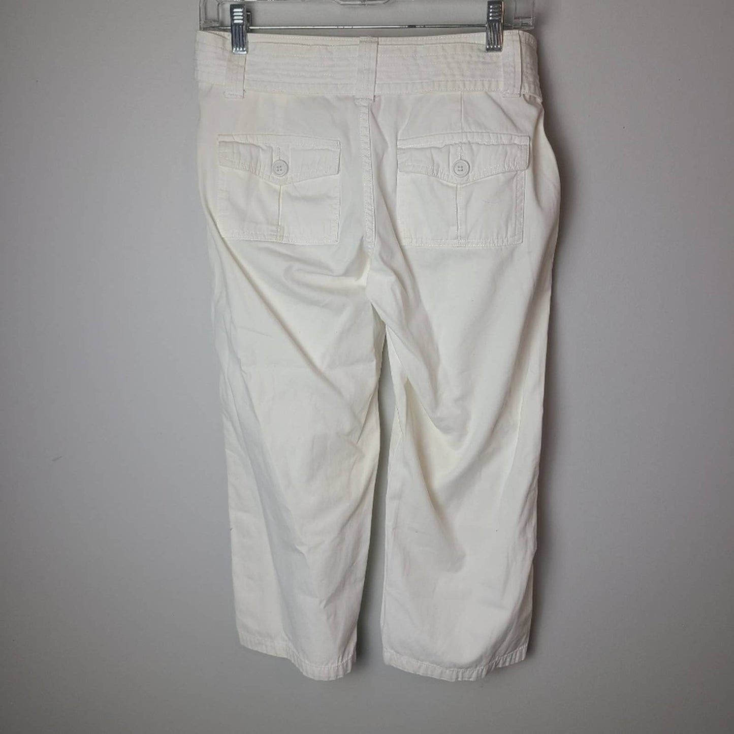Mossimo White Cotton Capris