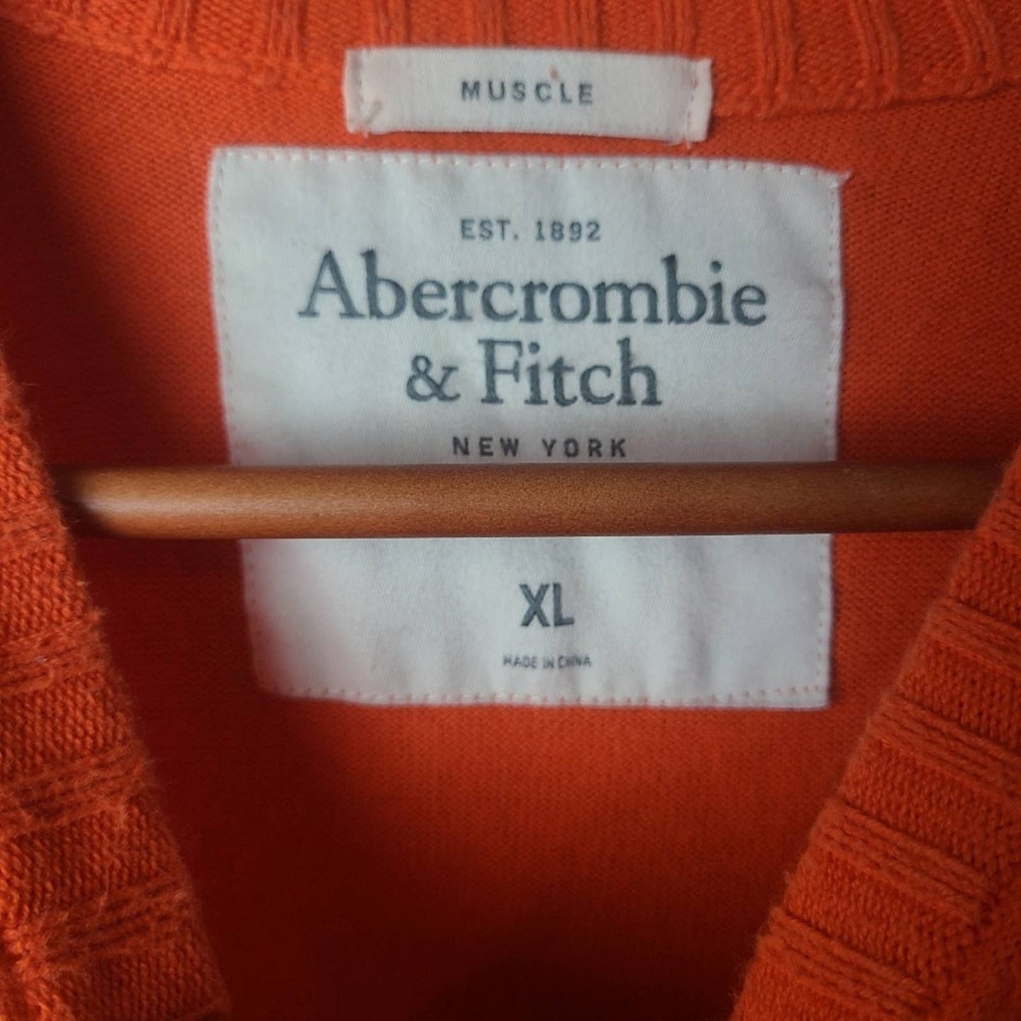 Abercrombie & Fitch Men's V neck Sweater
