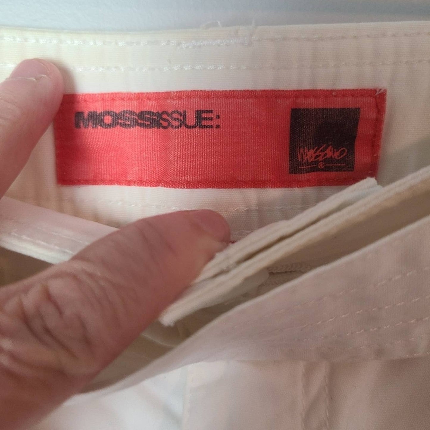 Mossimo White Cotton Capris