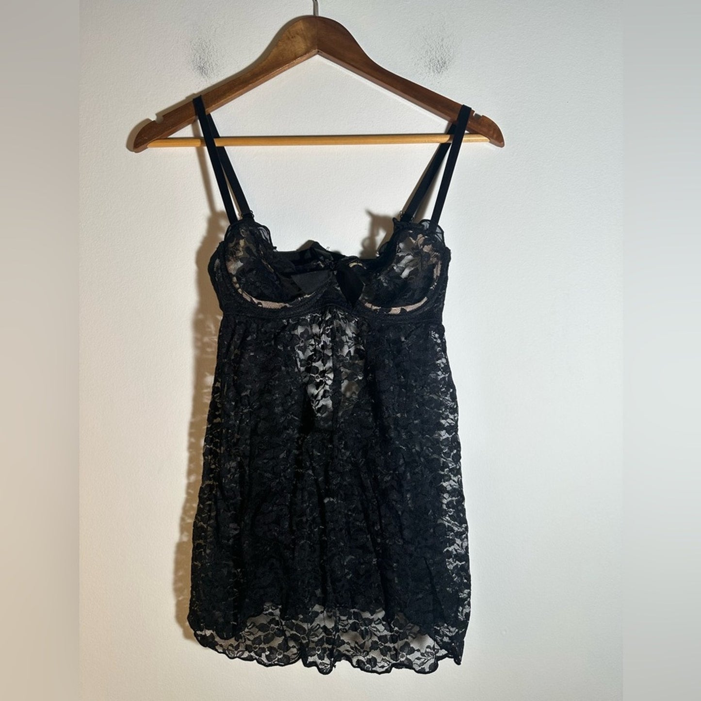 Elegant Black Lace Chemise