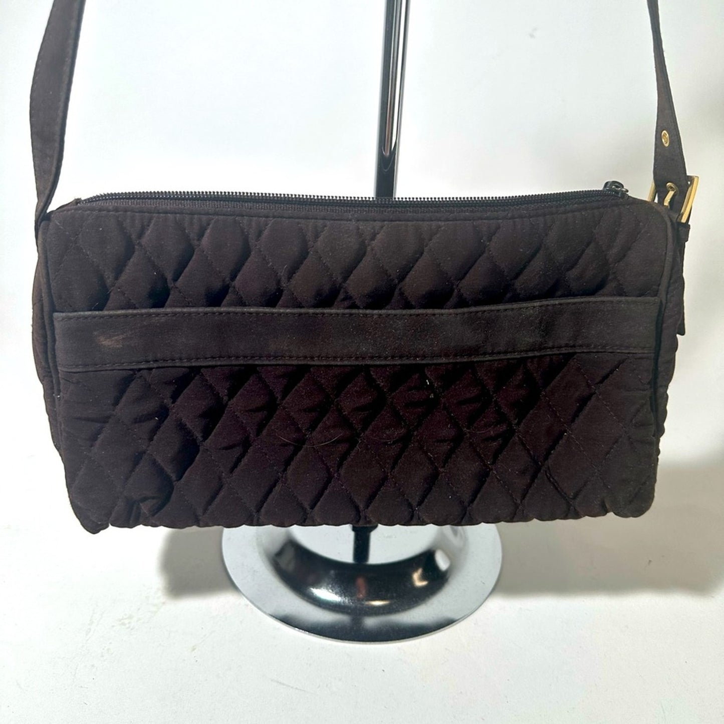 Elegant Black Quilted Shoulder Bag with Diamond Pattern