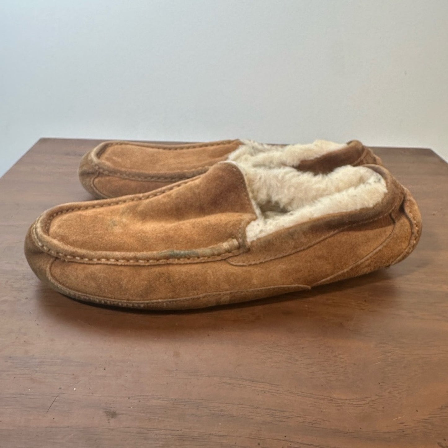 Men's Tan Suede UGG Loafers Slippers. 11.5-12