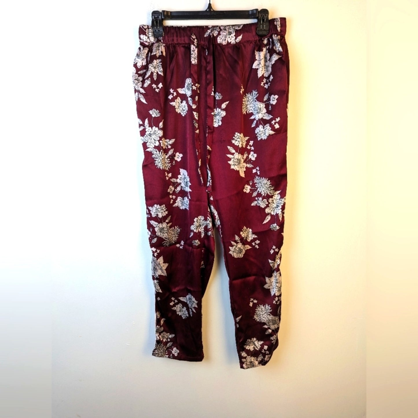 Truth Floral Silky Lounge Pants - Large