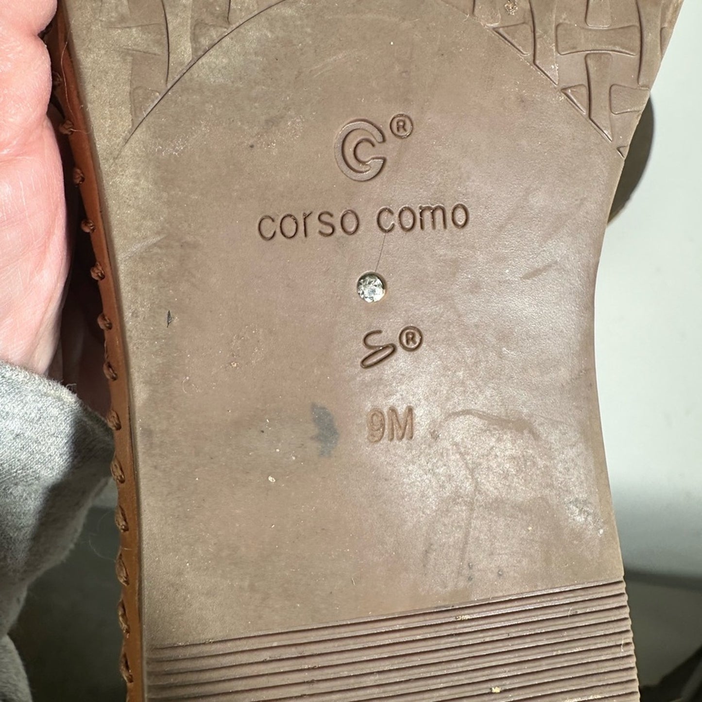 Corso Como Women’s Brinkley Flat Sandals