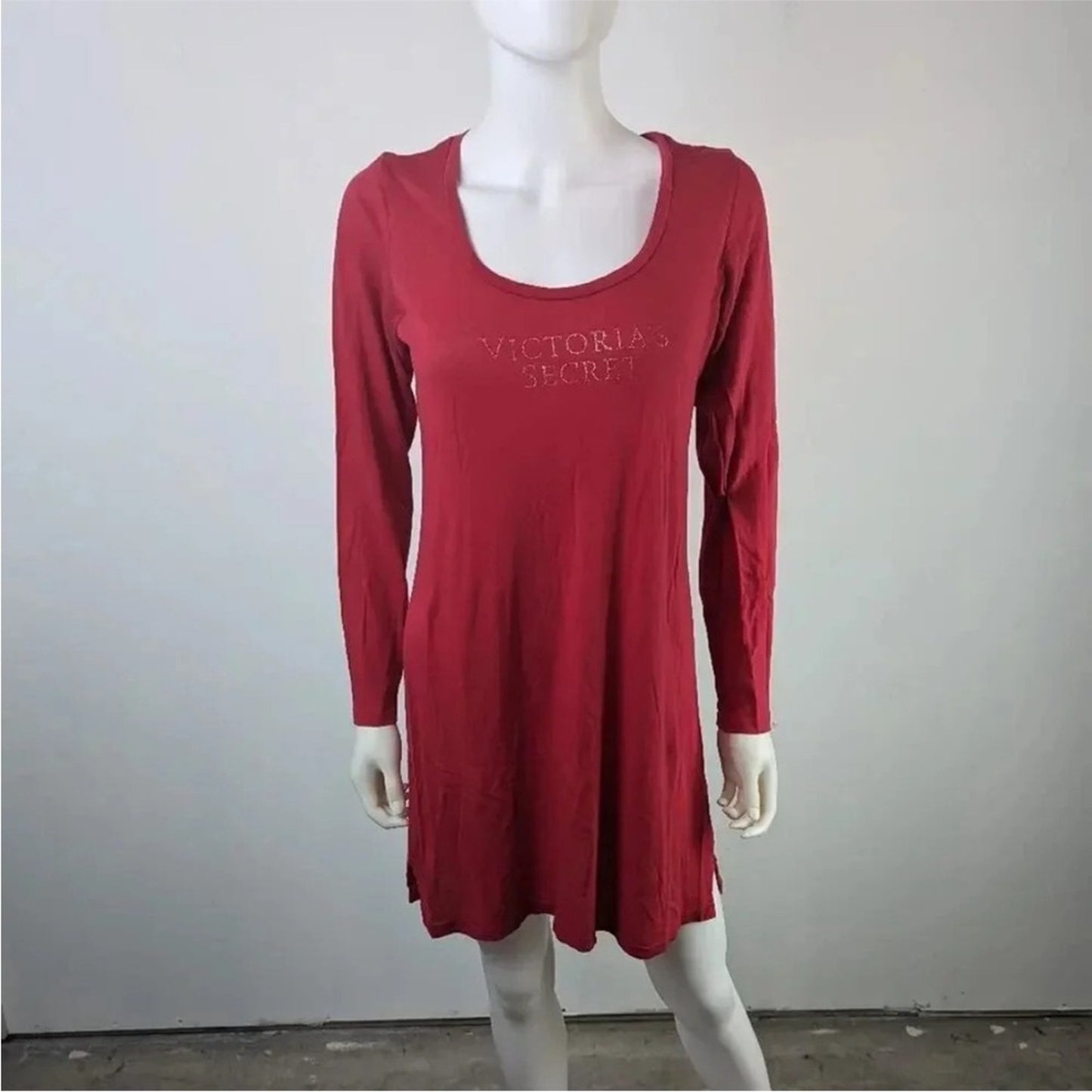 Victoria's Secret Red Long Sleeve Sleep Gown