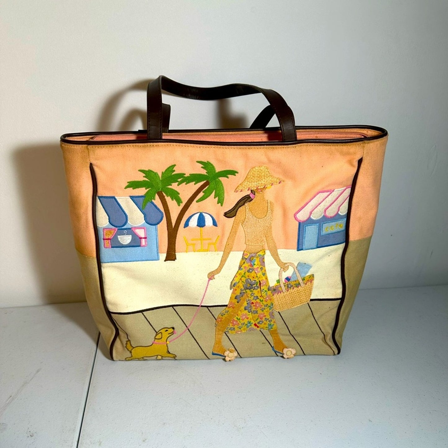 Summer Living Stylish Women's Tote Bag with Beach Scene