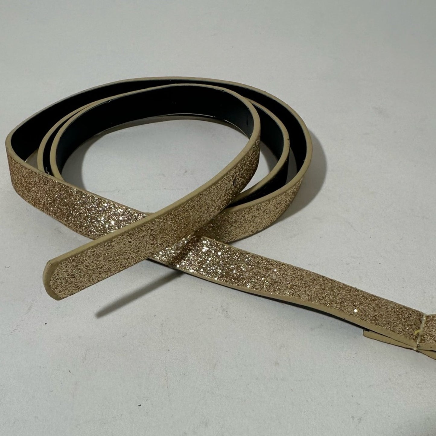 Girls Gold Shimmering Belt