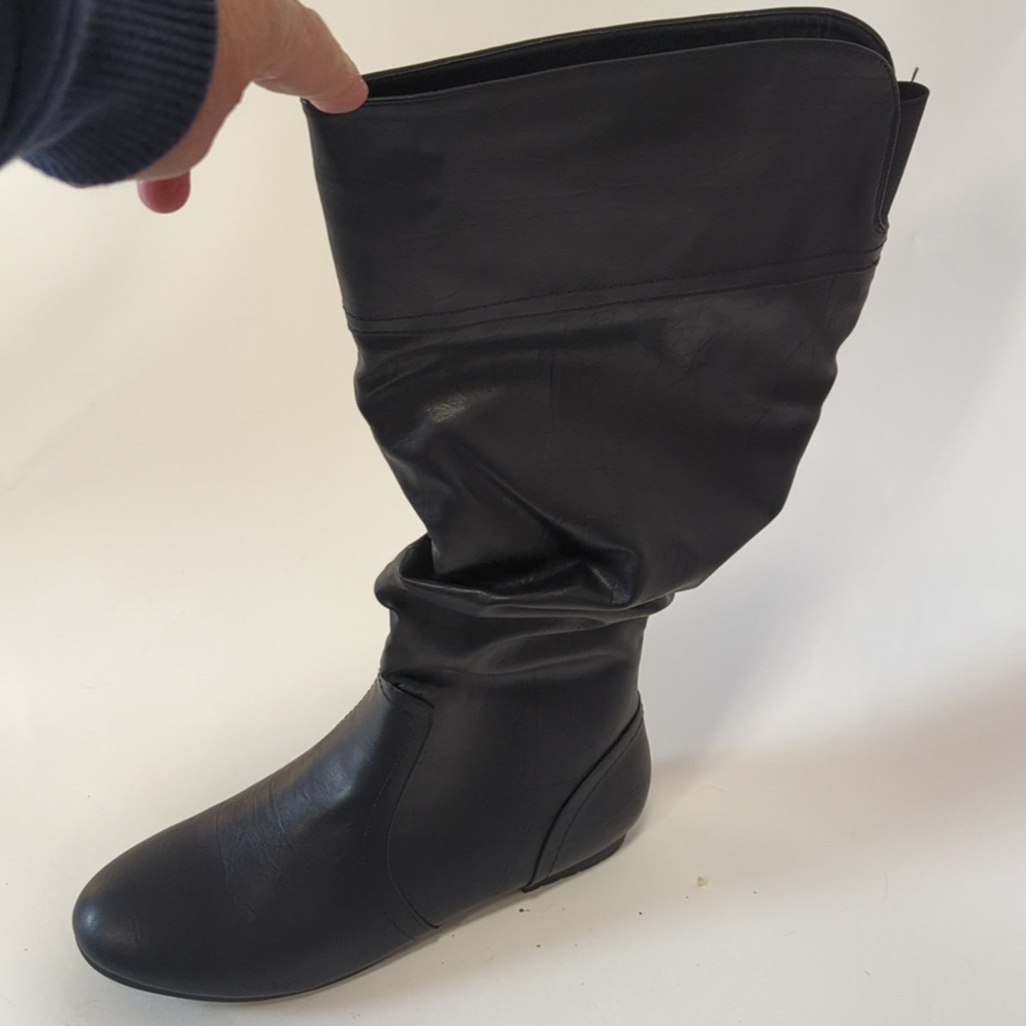 NWB Jeossy Knee High Boots - 9