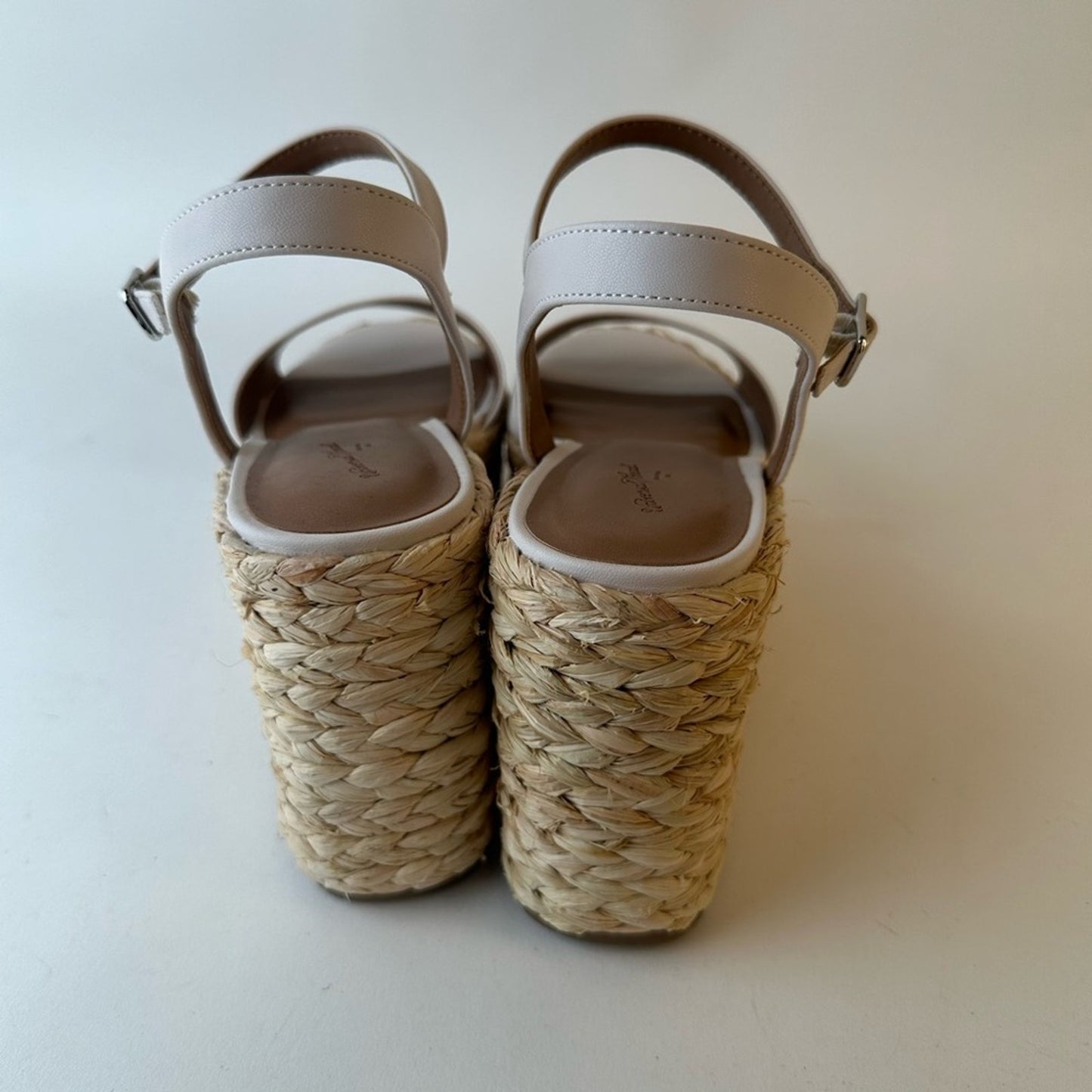 NWOT Universal Thread Platform Espadrilles