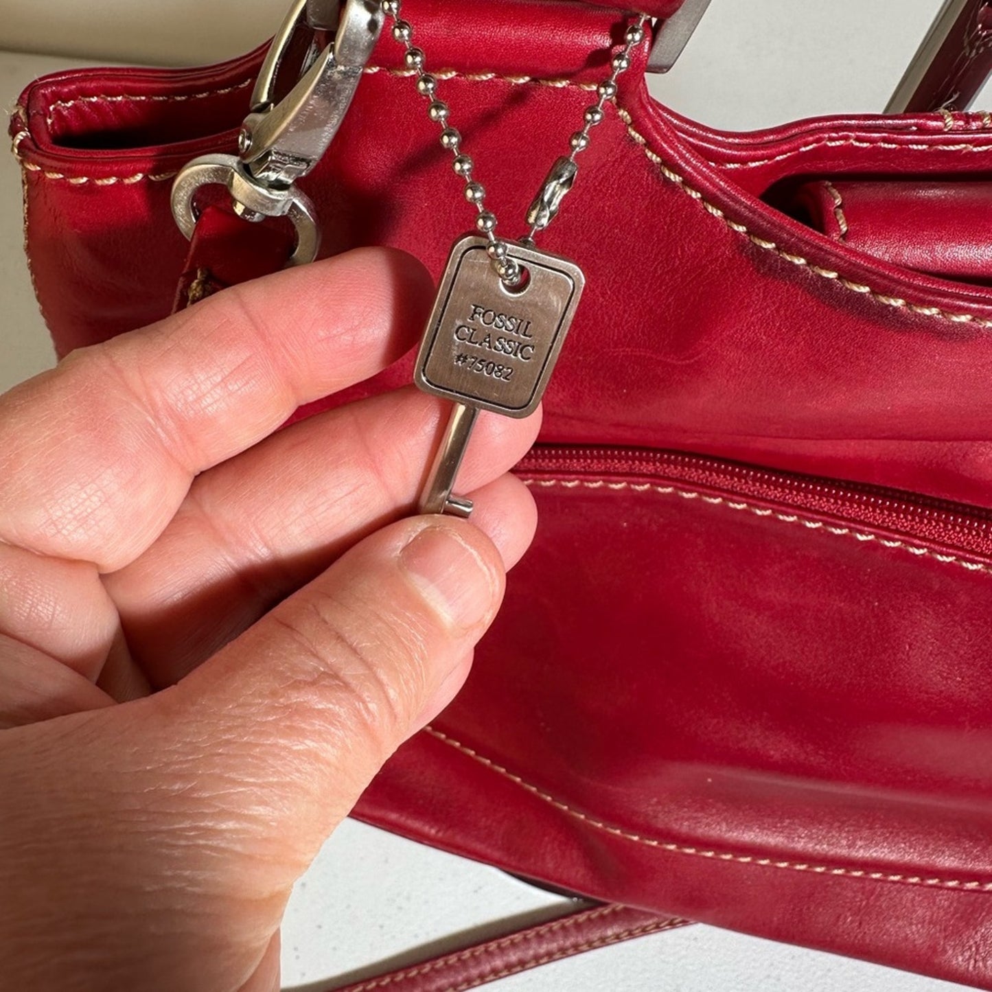 Fossil Elegant Red Leather Handbag