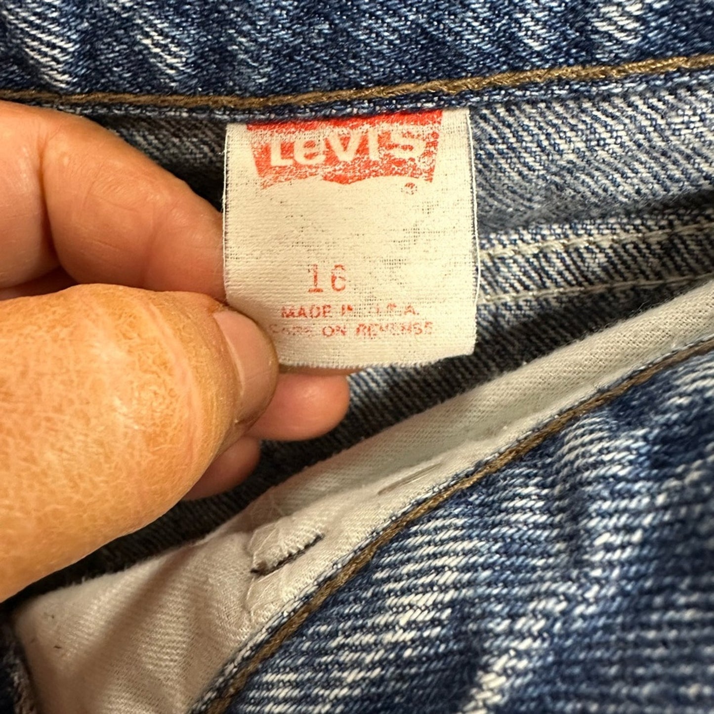 Vintage Levi’s 1980 900 Series Mom Jeans