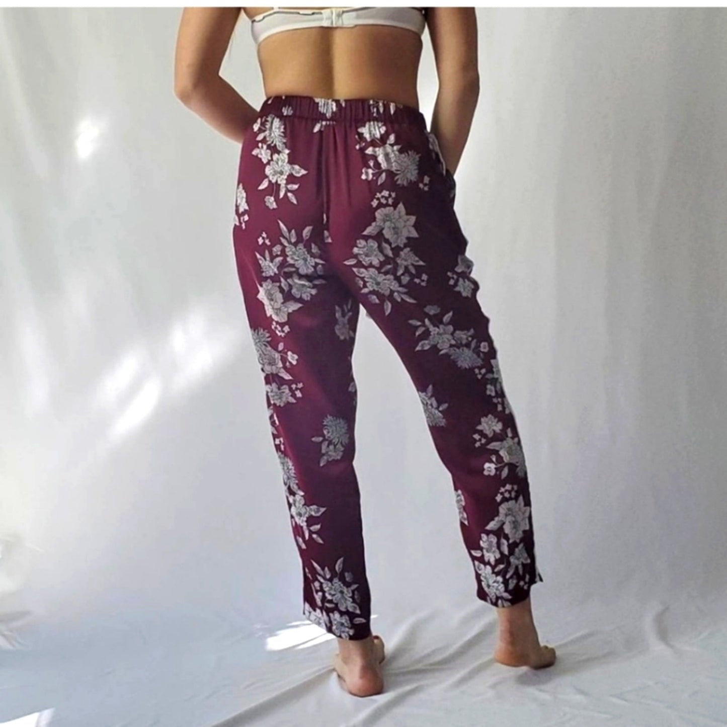 Truth Floral Silky Lounge Pants - Large