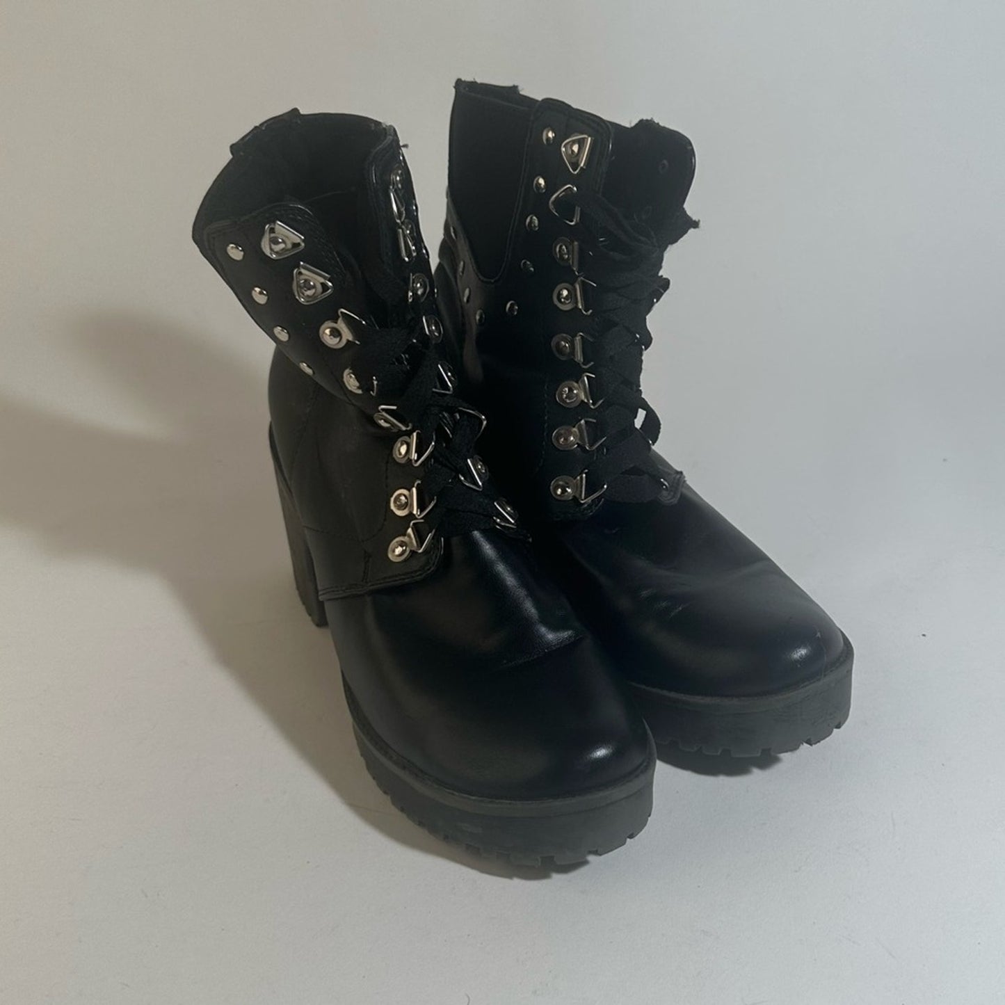Chunky Lace Up Heeled Granny Boots