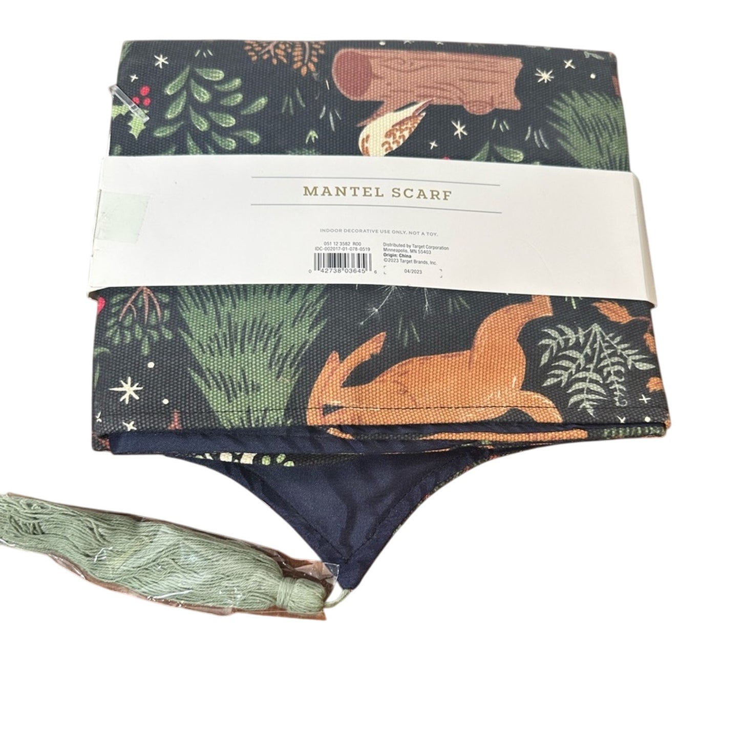 Wondershop Black Mantel Scarf with Nature Motif