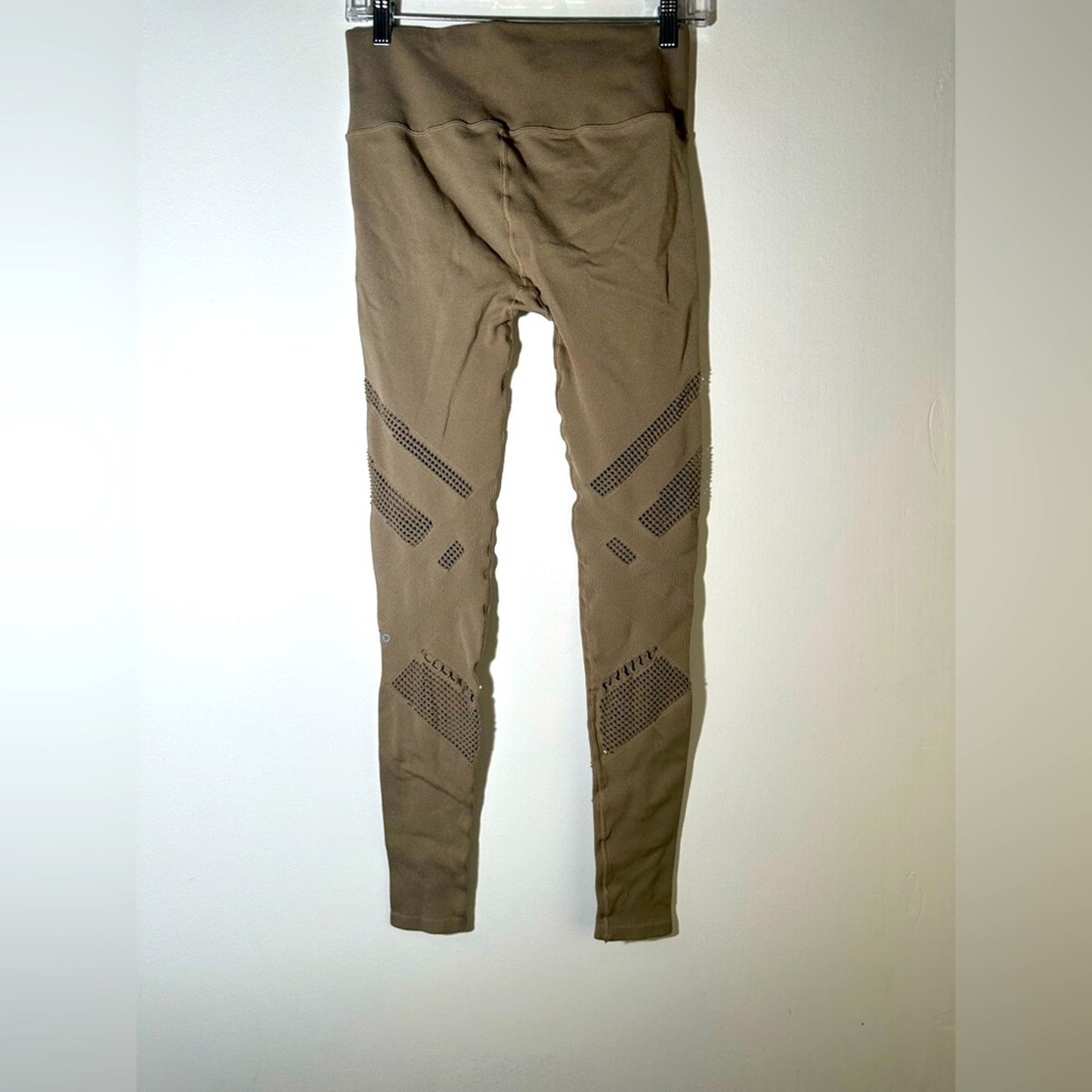 ALO Yoga Taupe Leggings