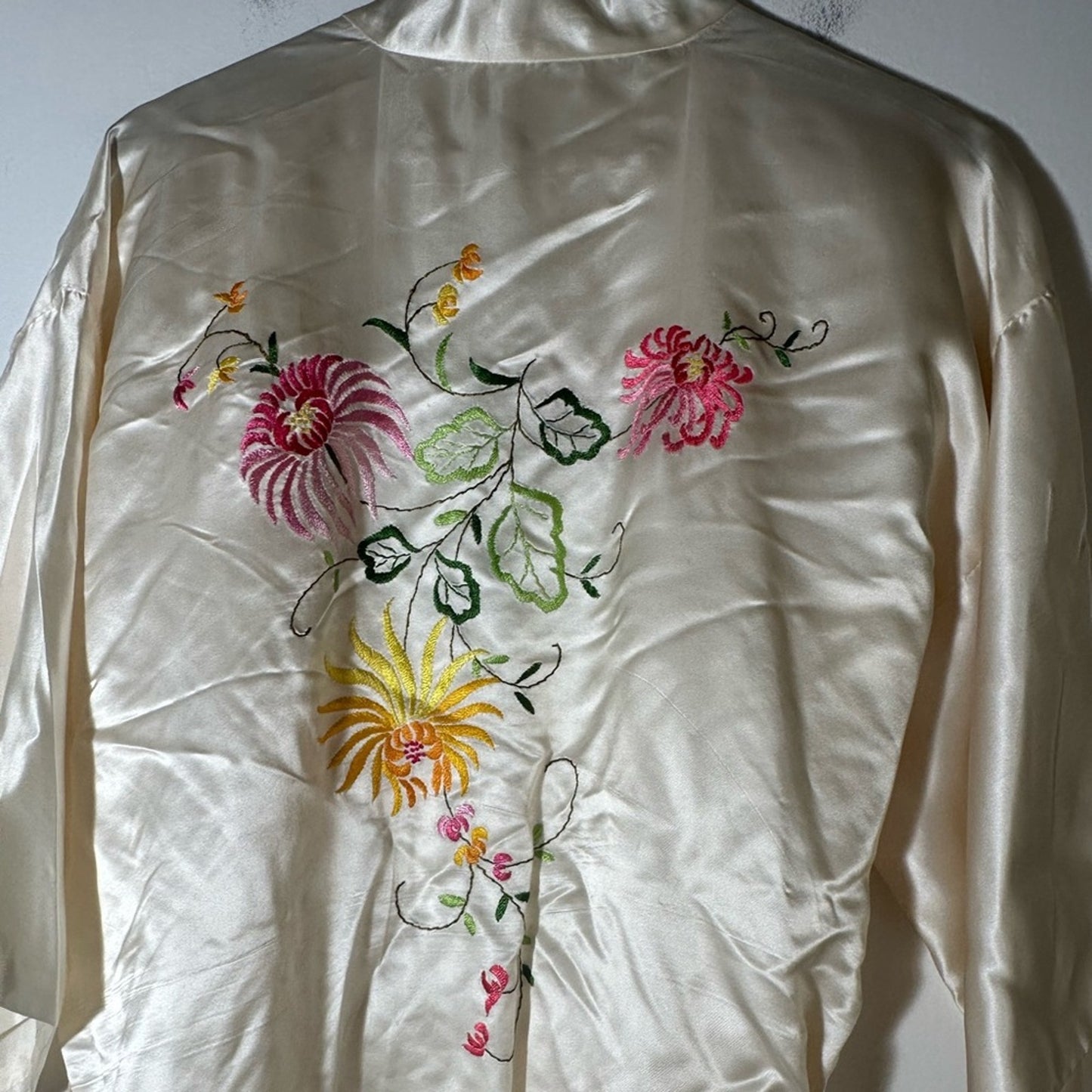 Vintage Elegant Cream Women's Kimono Robe