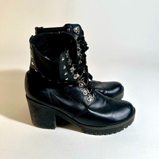 Chunky Lace Up Heeled Granny Boots