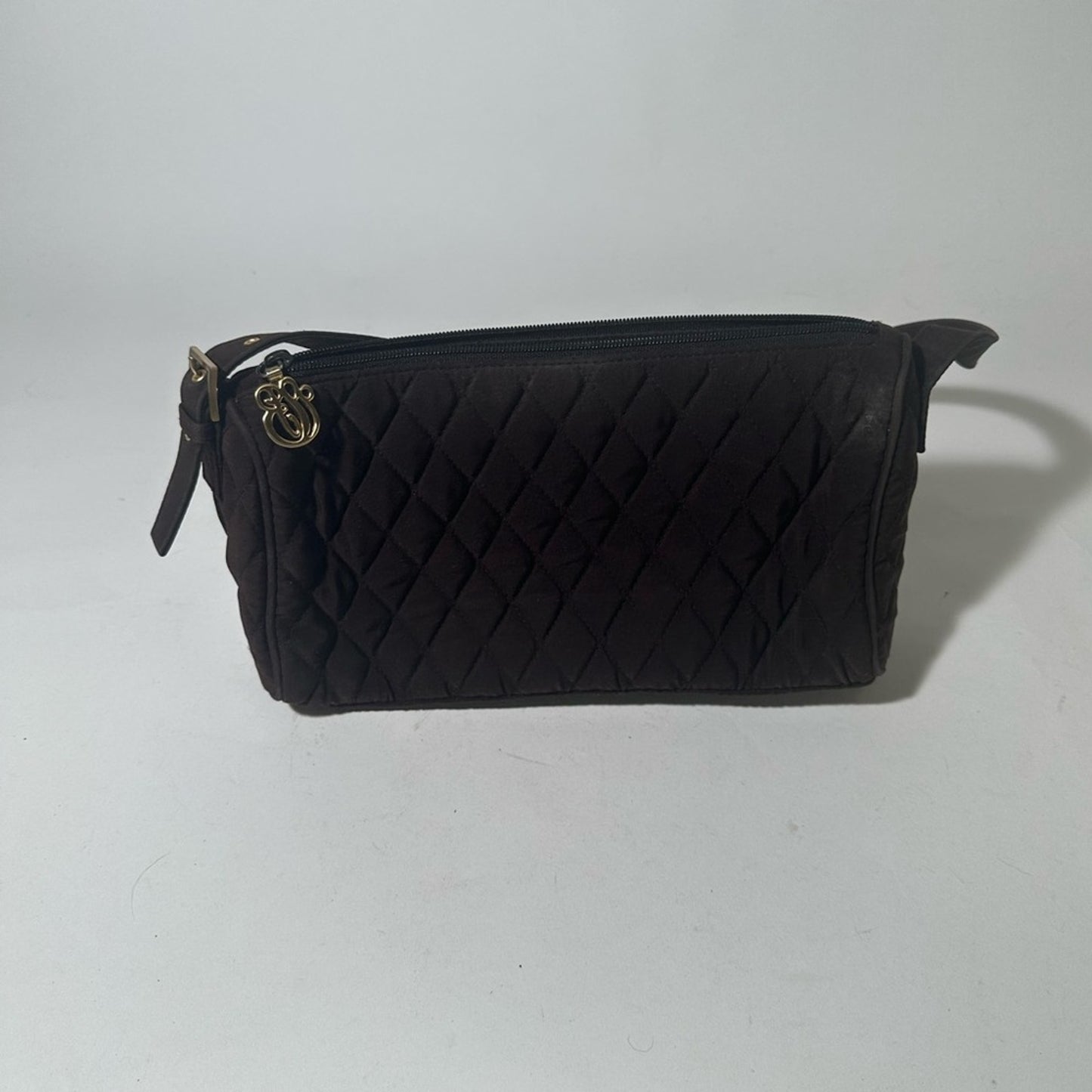 Elegant Black Quilted Shoulder Bag with Diamond Pattern