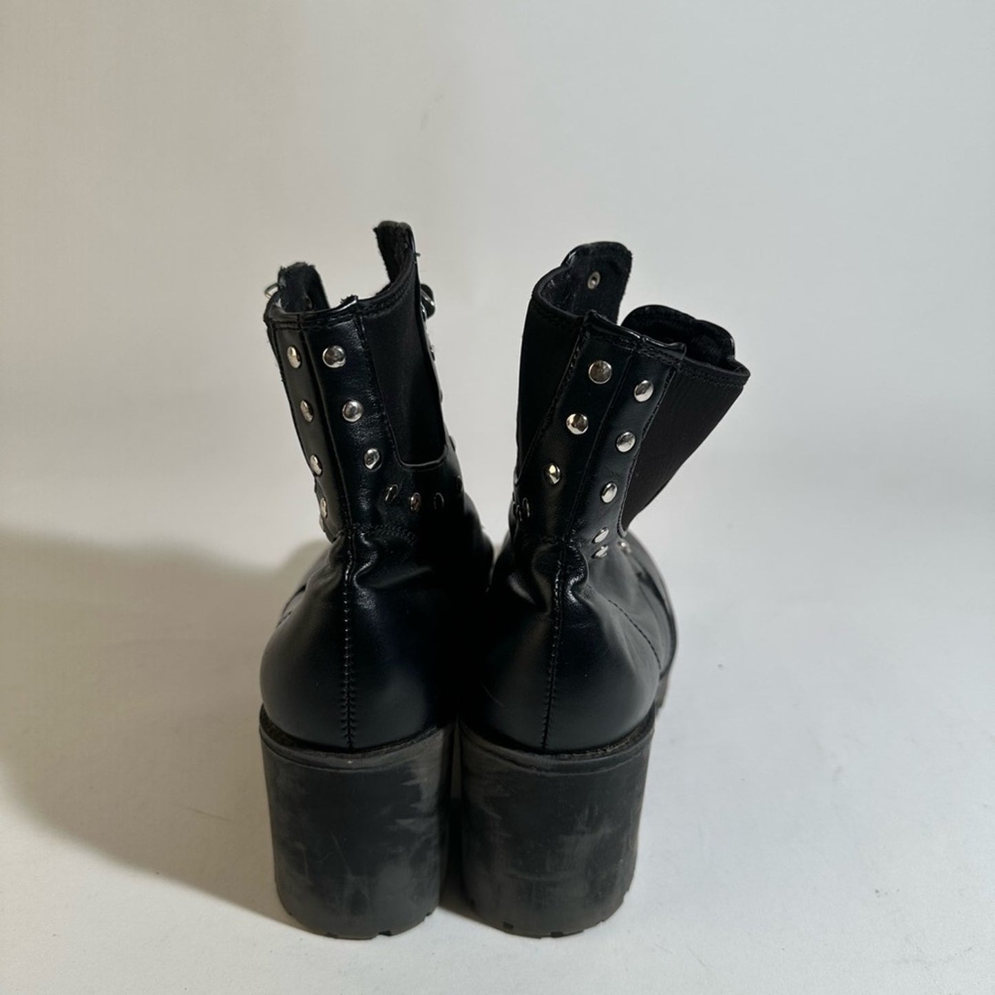 Chunky Lace Up Heeled Granny Boots
