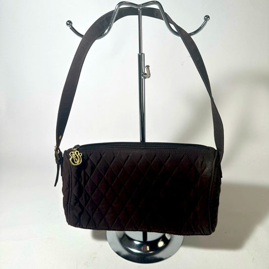 Elegant Black Quilted Shoulder Bag with Diamond Pattern