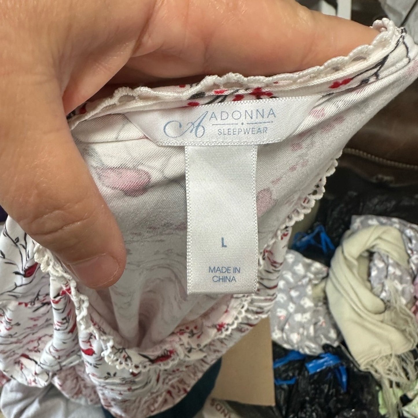 Red Cardinal Long Sleeve Nightgown NWT