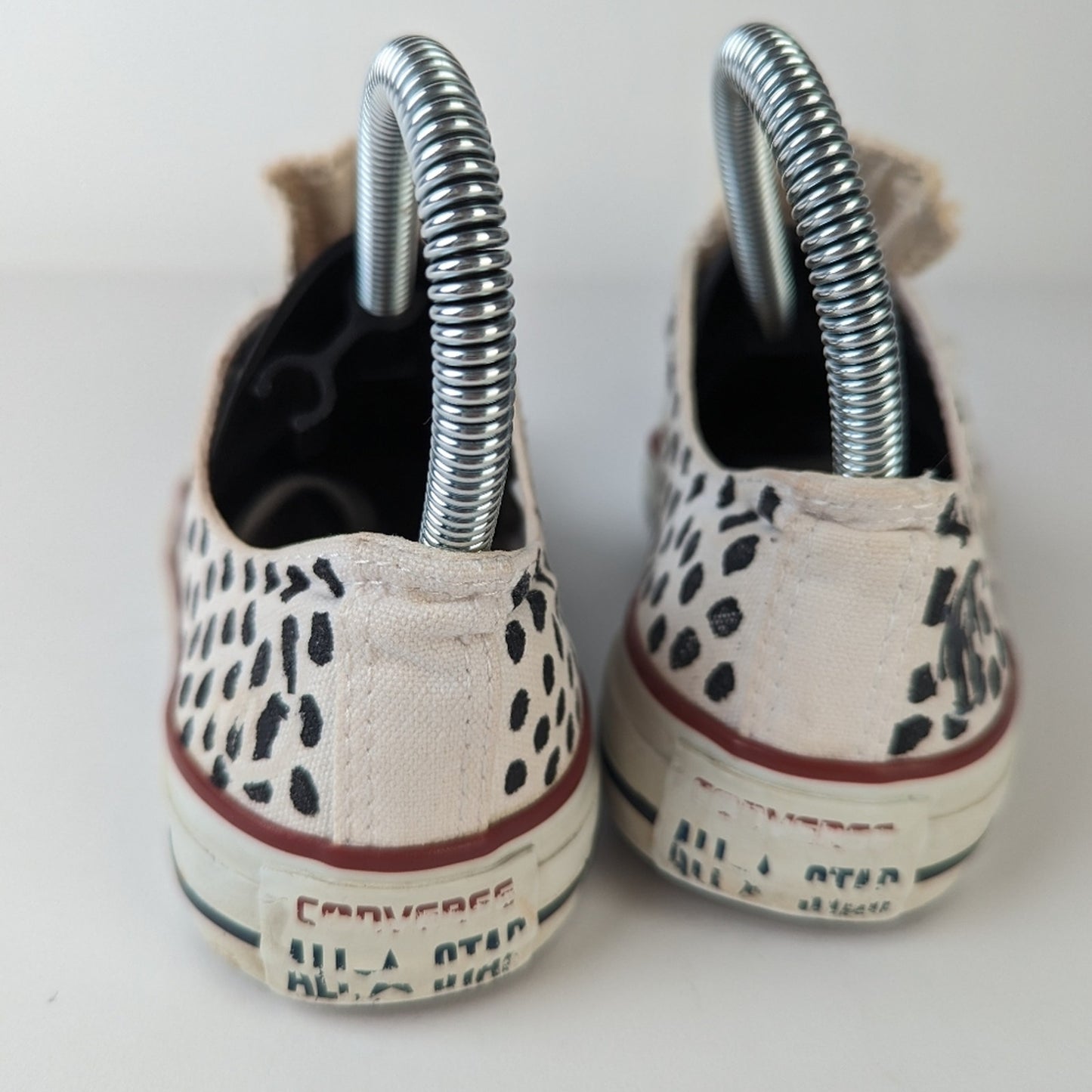 Converse All Star Low Top Sneakers 5.5