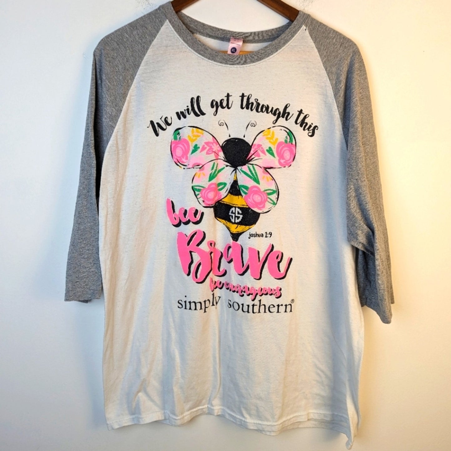 Simply Southern Bee Brave Tee Shirt / XL