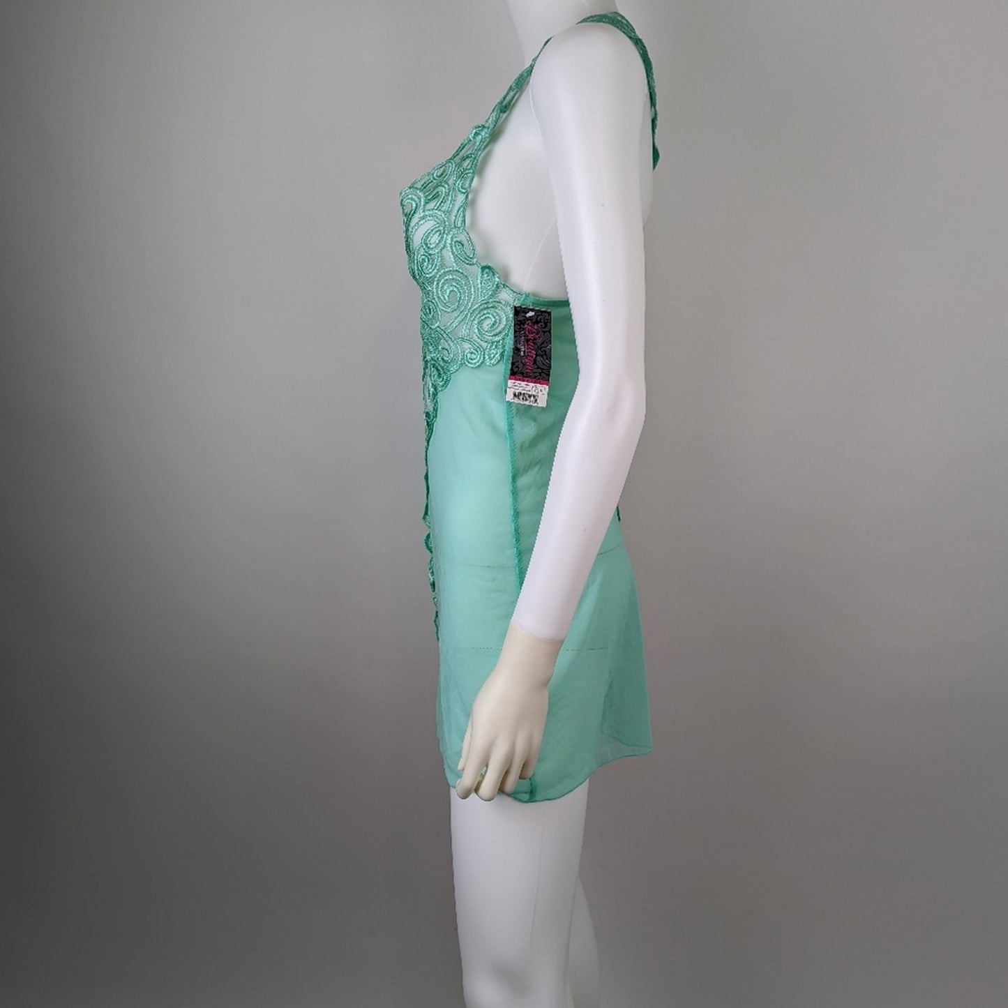NWT Embroidered Babydoll Nightie L