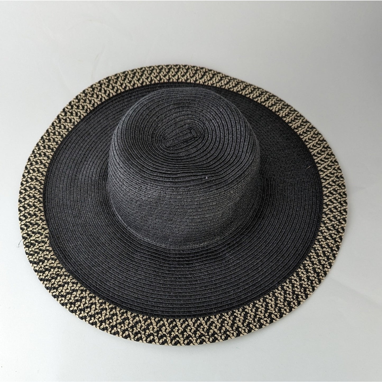 NWT Banana Republic Summer Straw Hat
