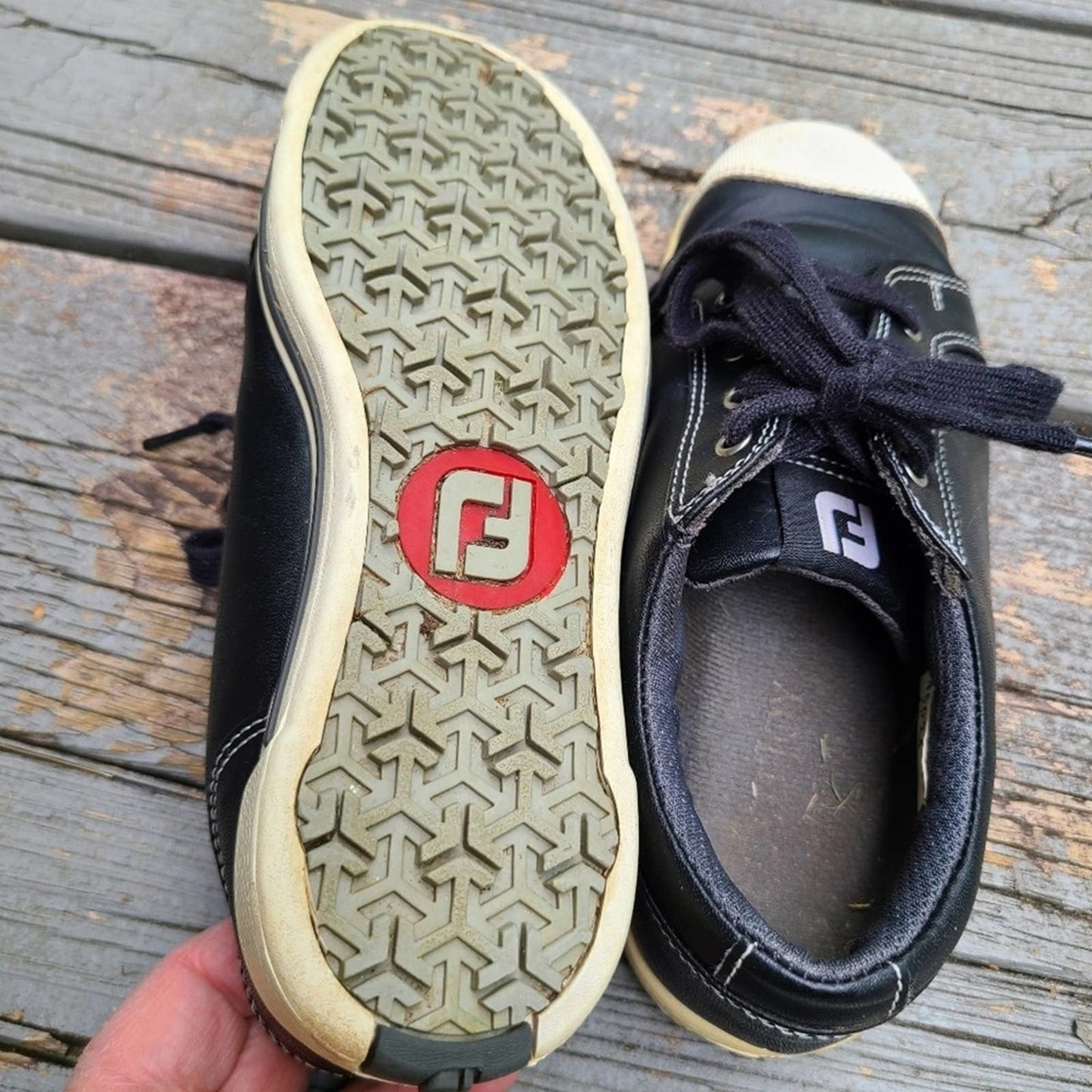 Footjoy junior golf shoes