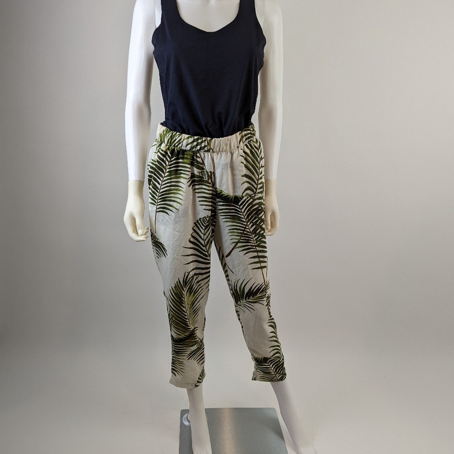 H&M Tropical Pants 6