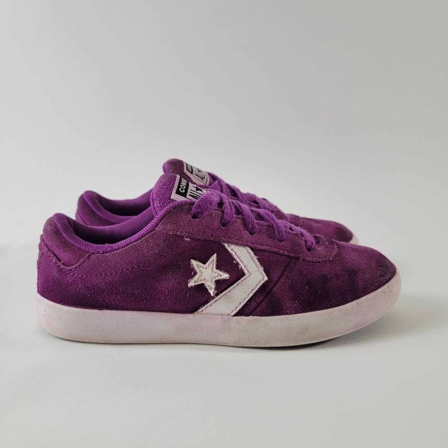 Converse Chuck Taylor One Star Low Top Sneakers - 2C