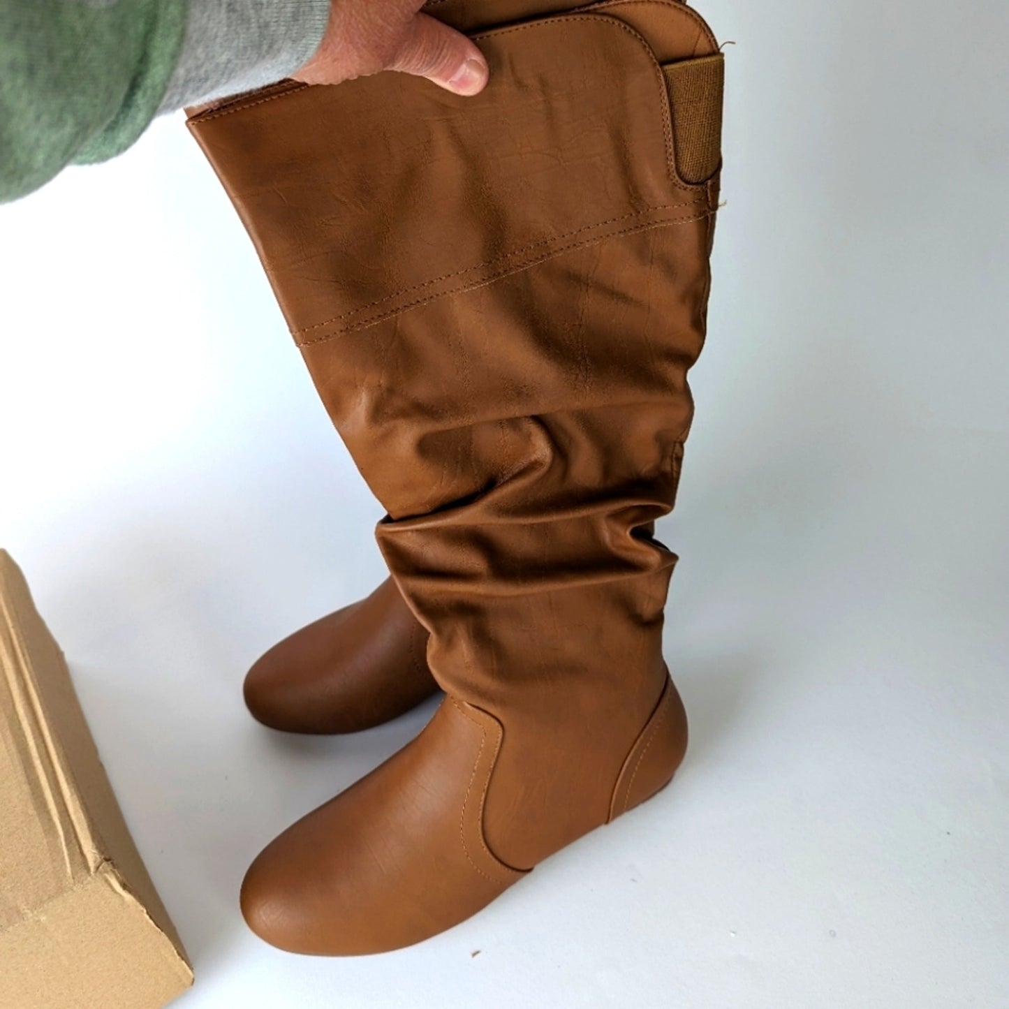 NWT Jeossy Women's Slouchy Boot 9