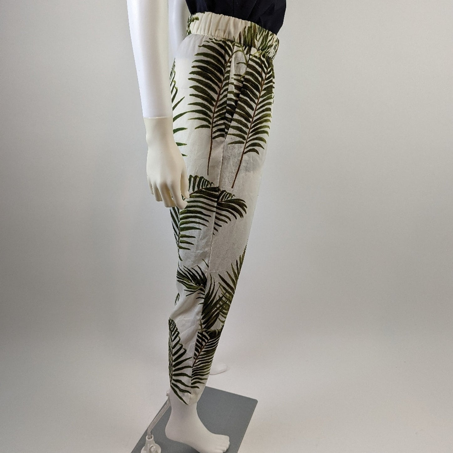 H&M Tropical Pants 6