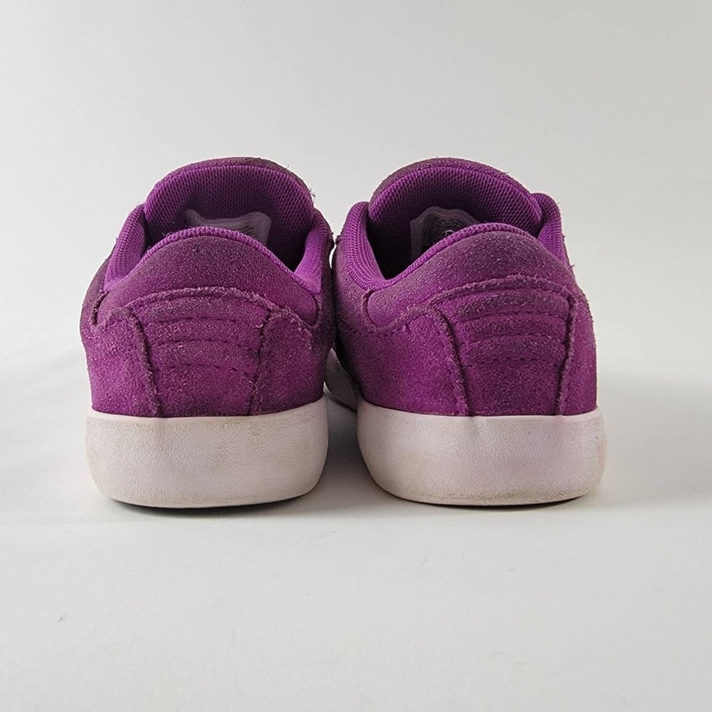 Converse Chuck Taylor One Star Low Top Sneakers - 2C