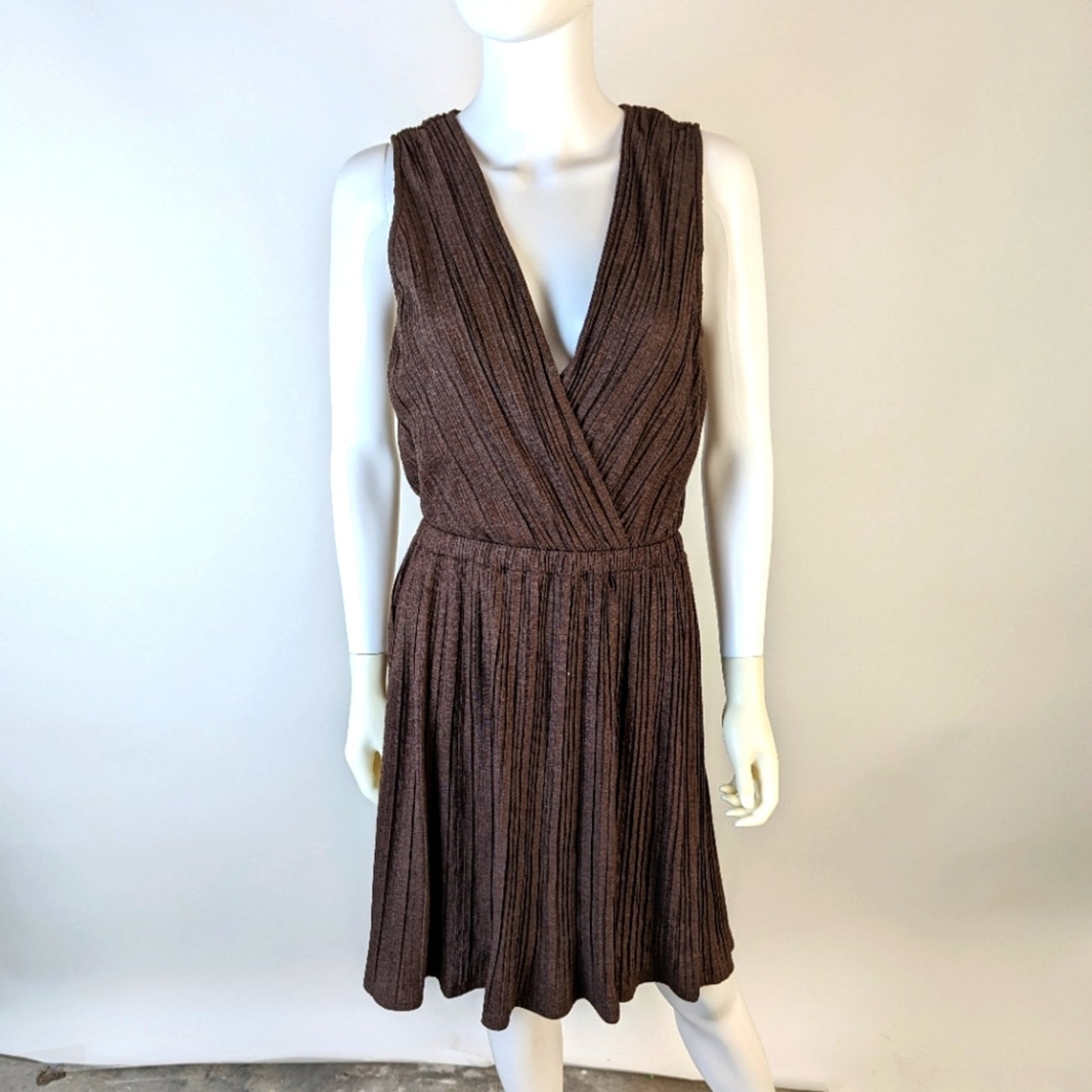 Banana Republic Heritage Pleated Knit Dress - Small