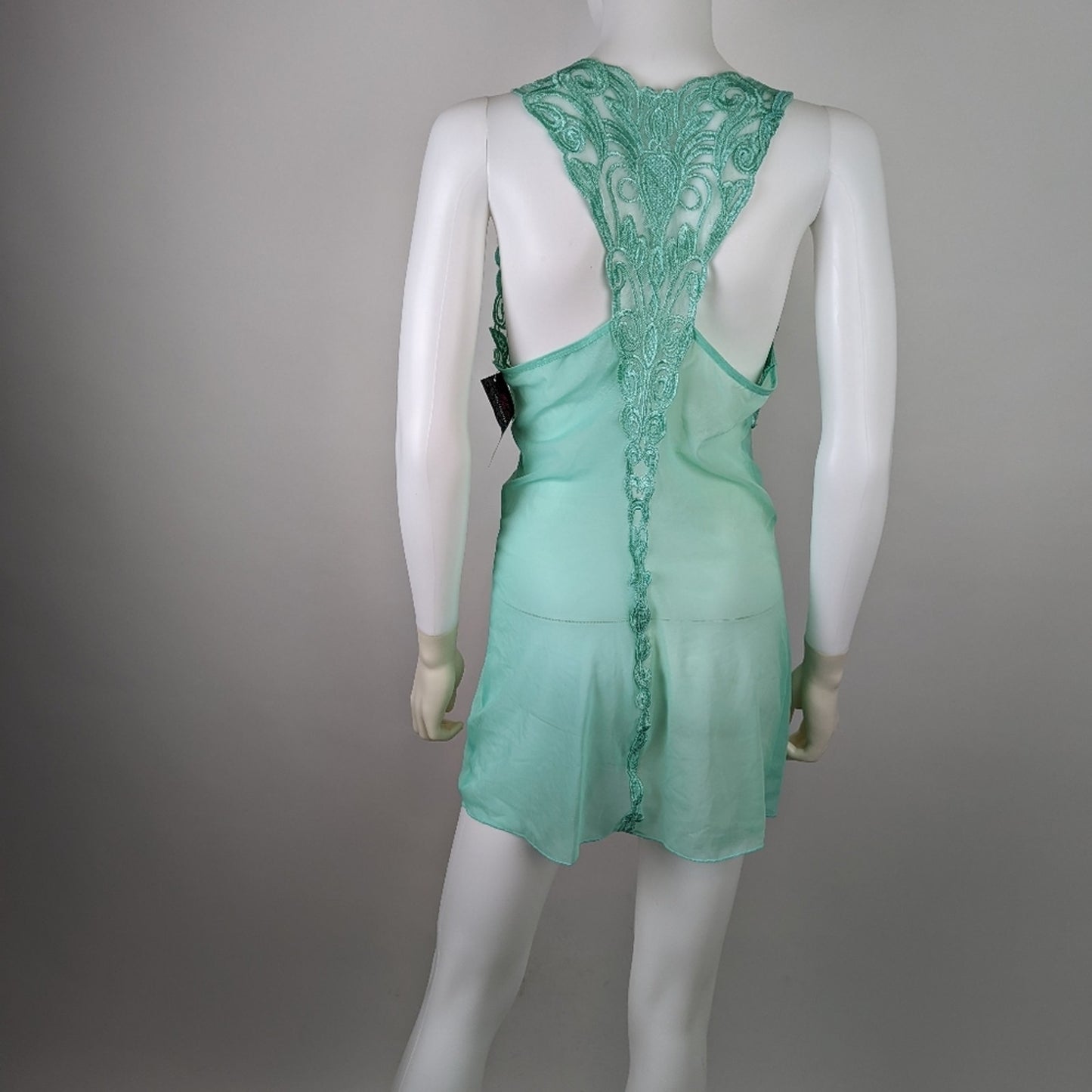 NWT Embroidered Babydoll Nightie L