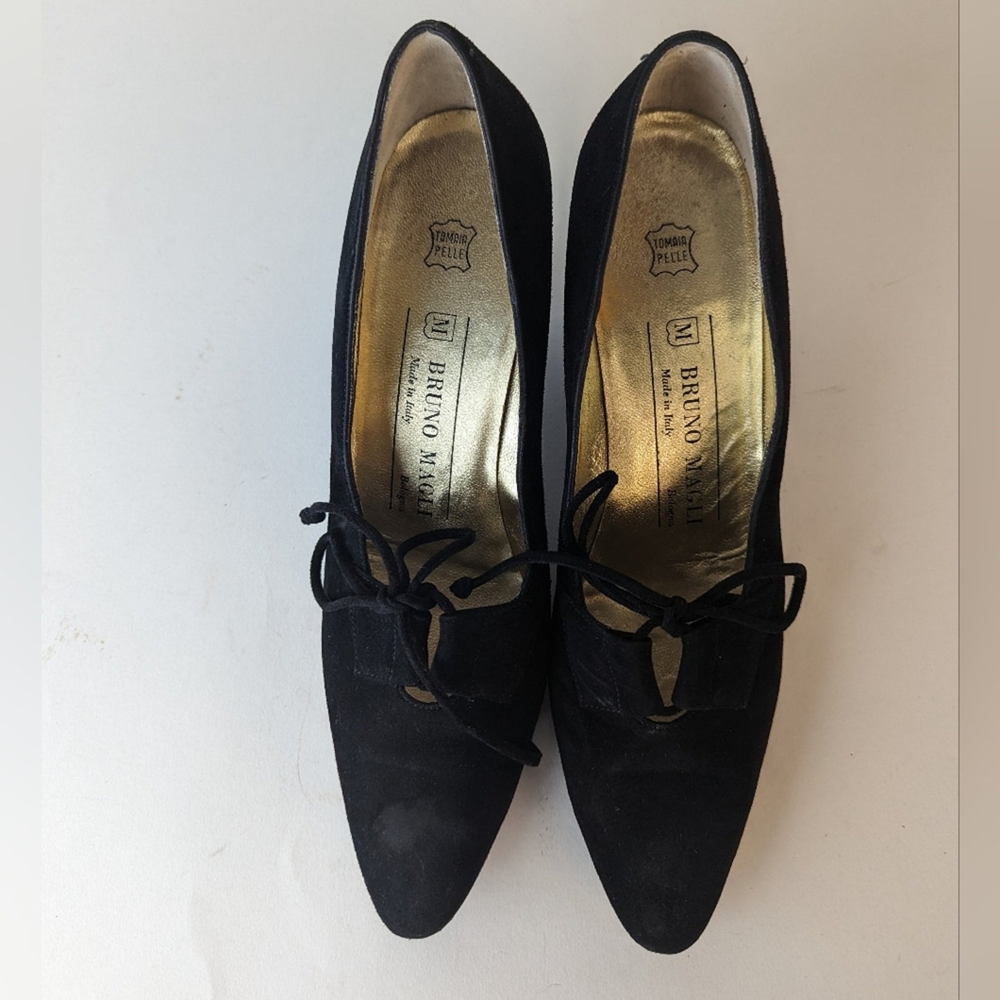 Bruno Magli Suede Heels - 6.5 AAA