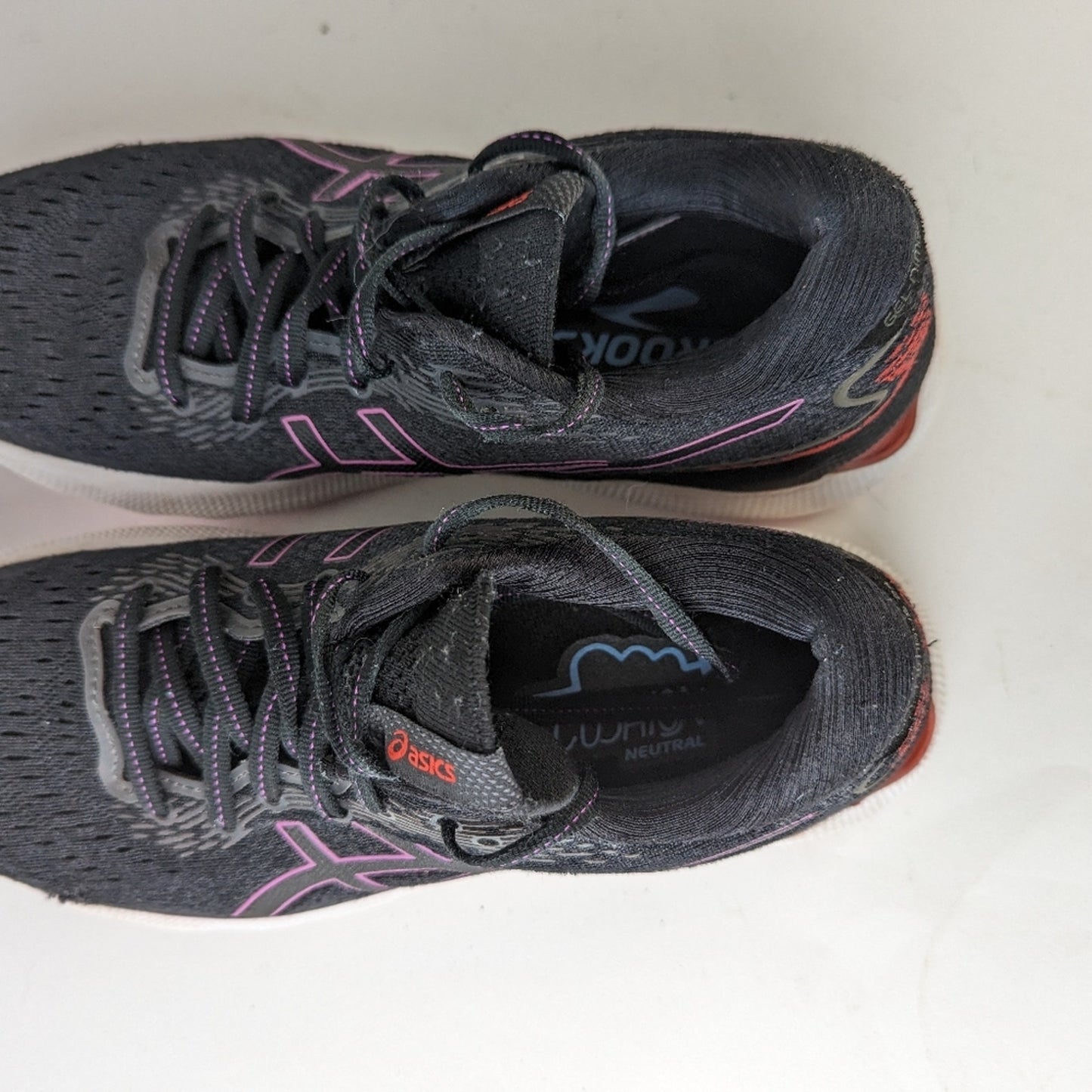 Asics Gel Nimbus -24