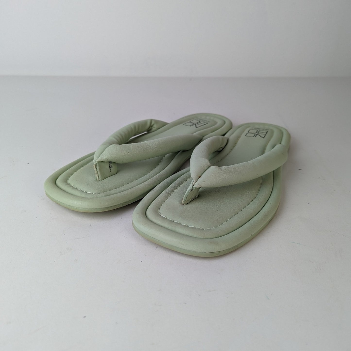 No Boundaries Puffy Flip Flops - 7