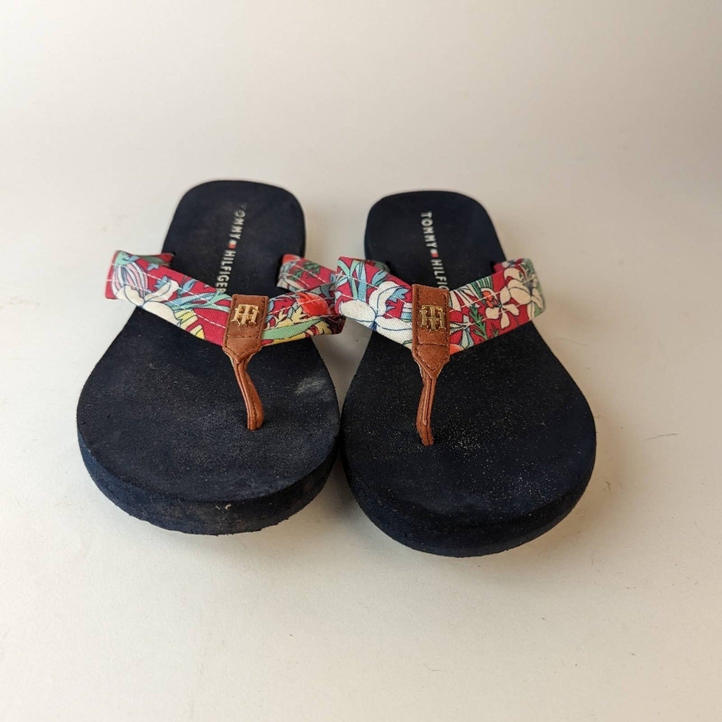 Tommy Hilfiger Criste Sandals / Approximate Size 9-9.5