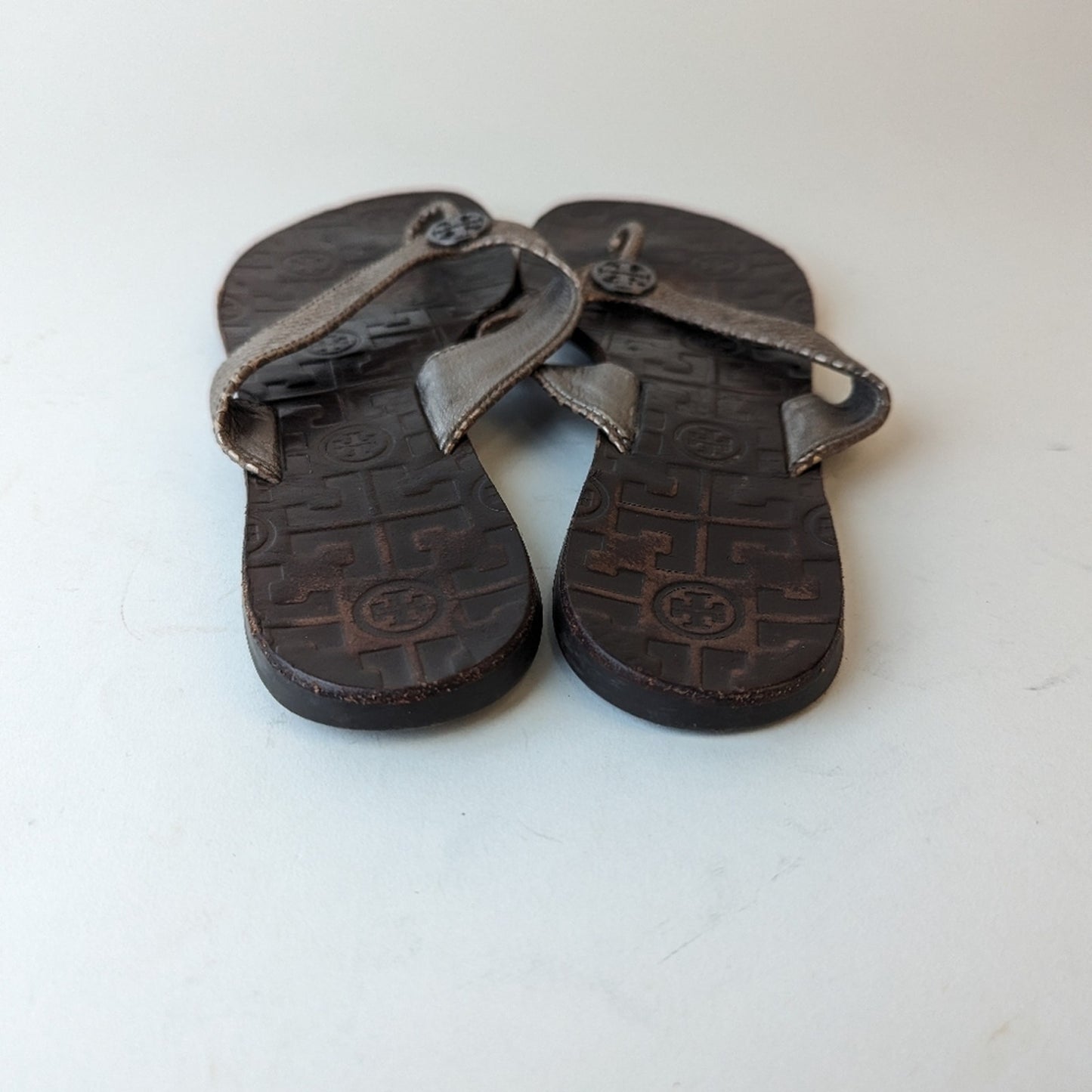 Tory Burch Thora Metallic Snakeskin Leather Flip Flops / 9