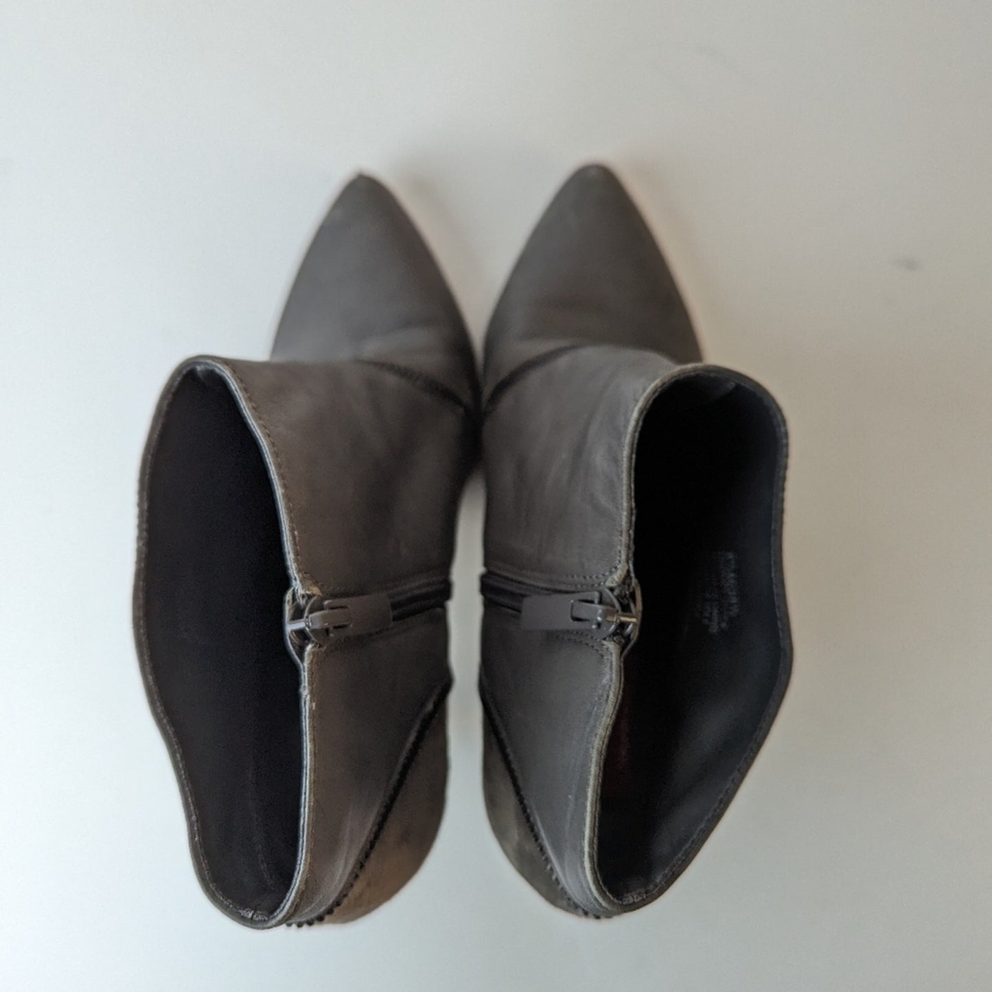 Saks Fifth Avenue Red Heeled Booties / 8.5