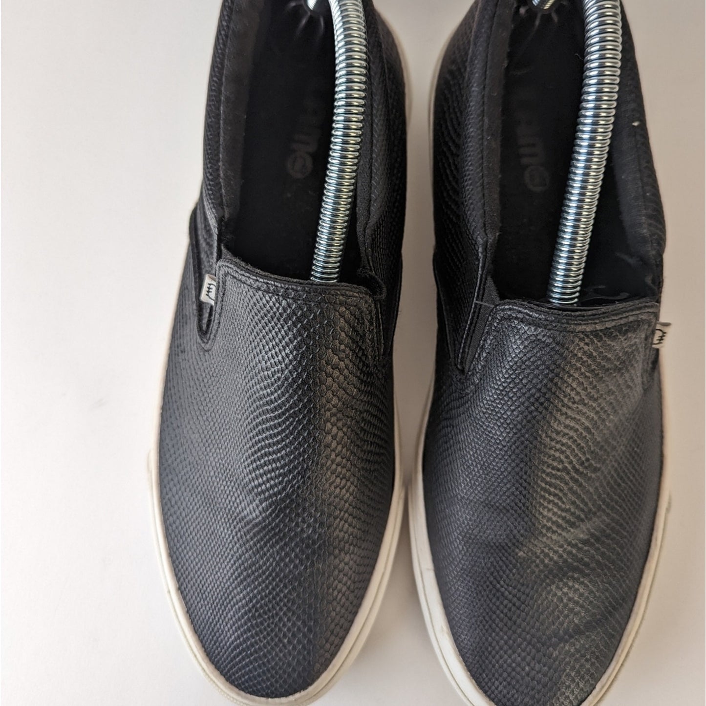 LAMO Piper Women's Slip-On Sneakers- 9.5