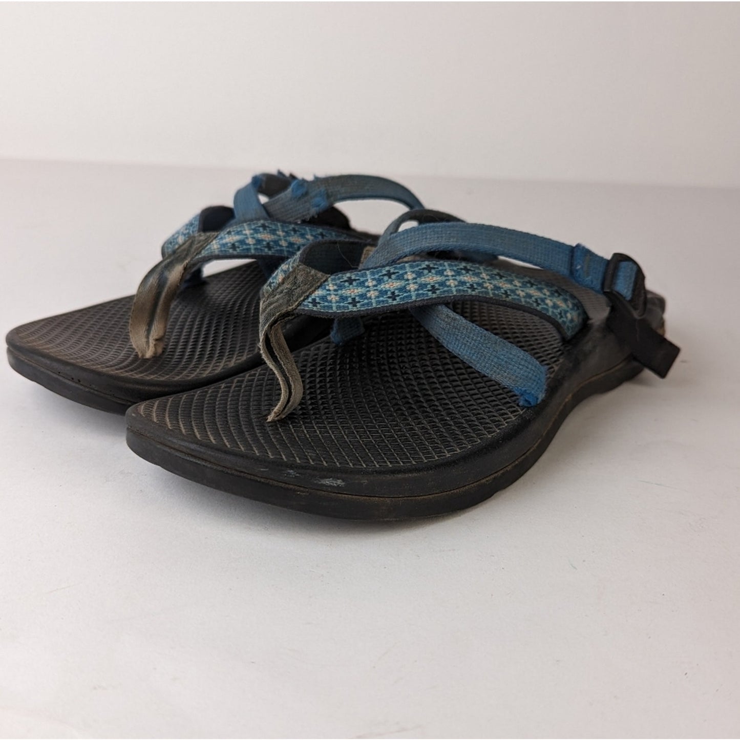Chaco Strappy Sandals - 7
