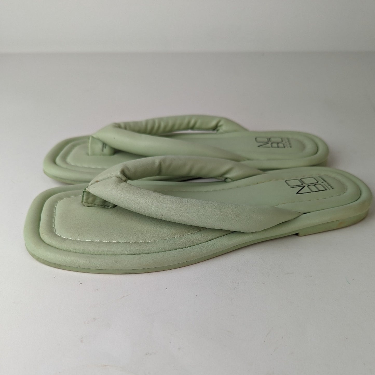 No Boundaries Puffy Flip Flops - 7