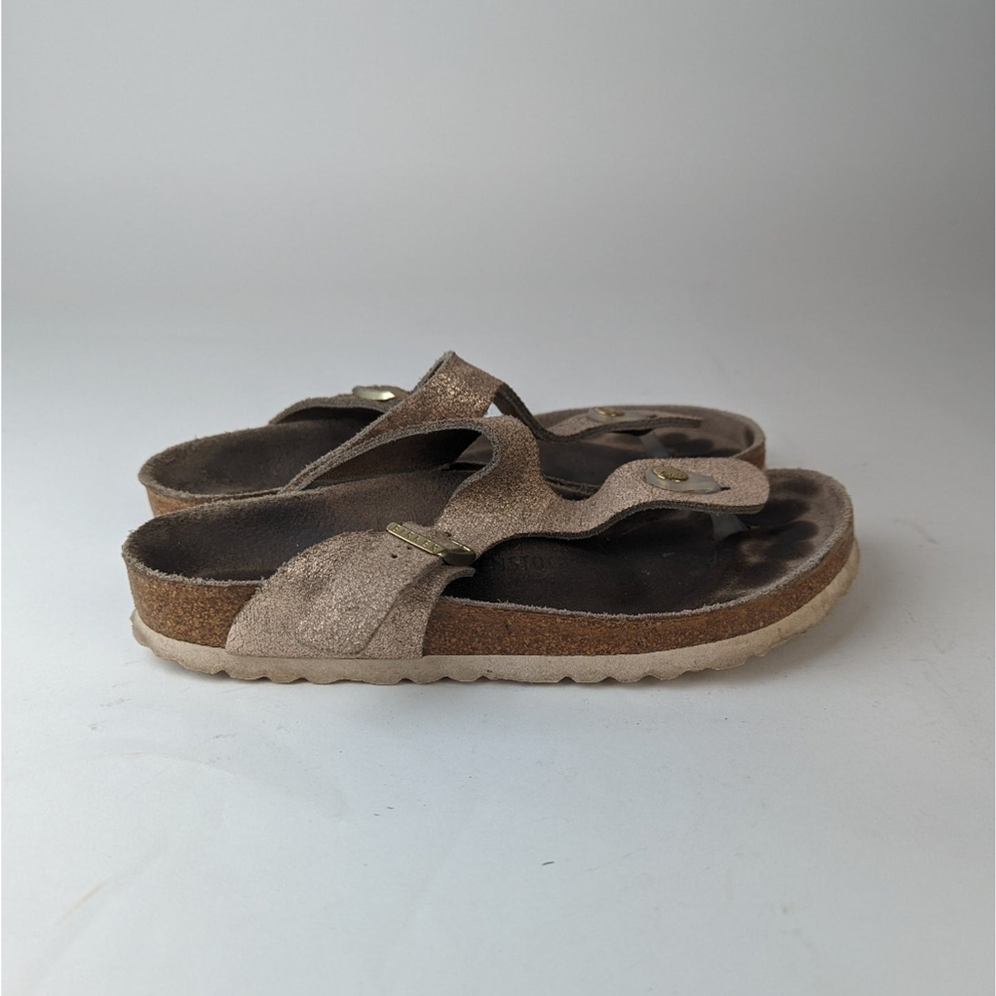 Birkenstock Gizeh  Sandal in Metallic 37(6-6.5)