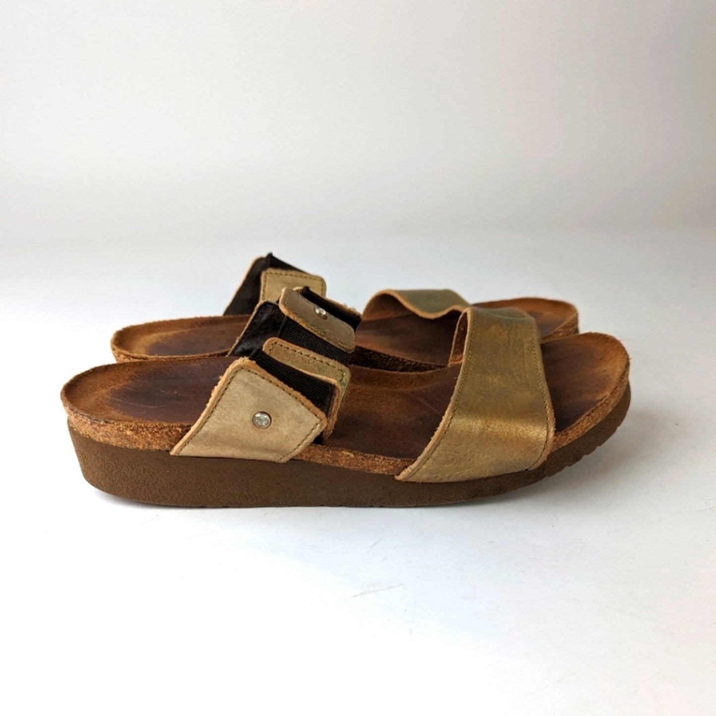 Naot Ashley Wedge Sandals 9