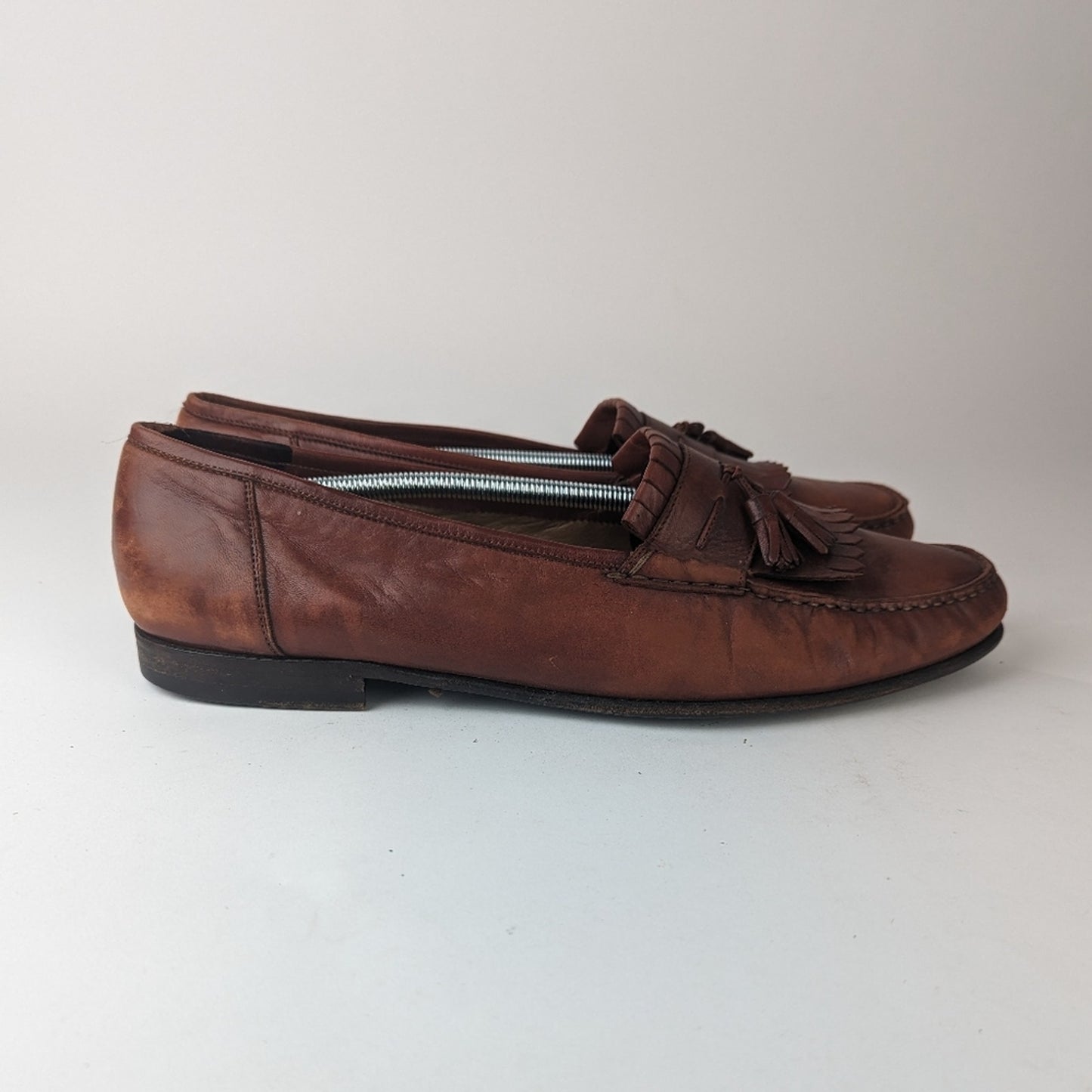 Santoni Men's Brown Tassles Loafer 15