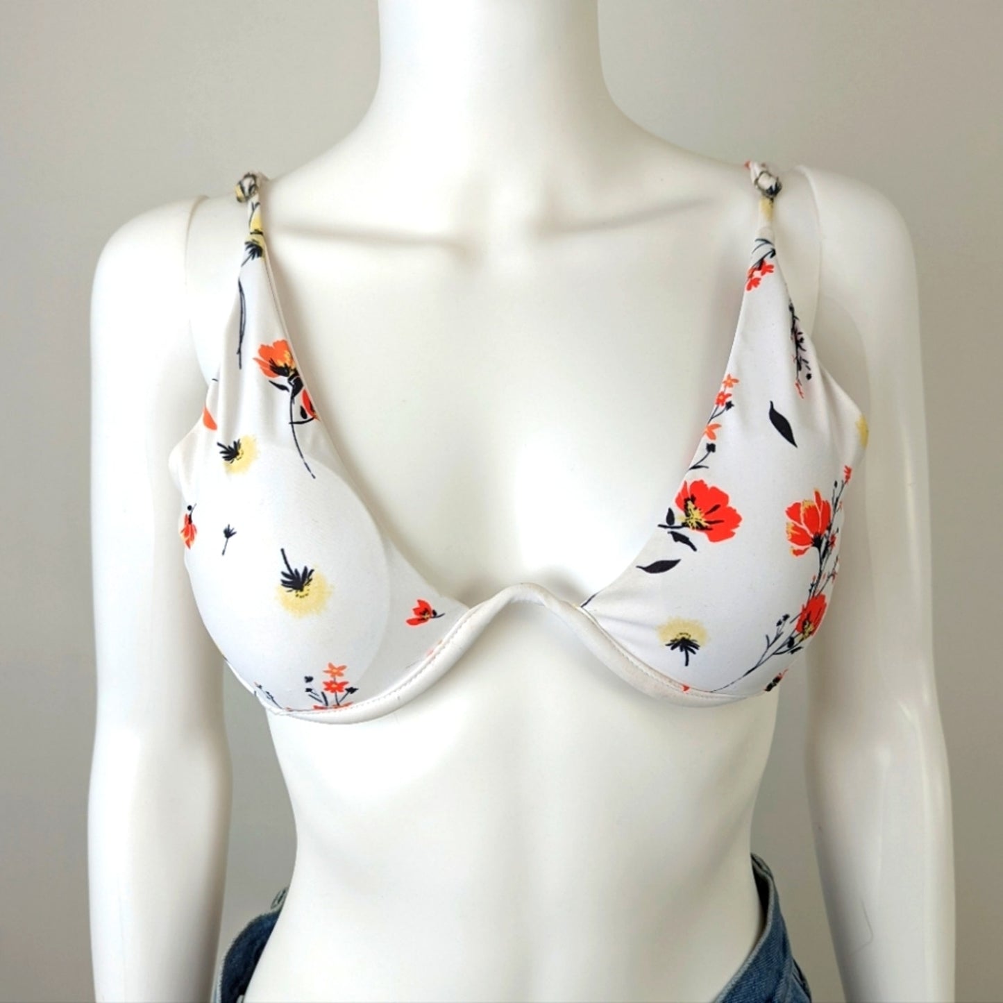 Floral Bikini Top M